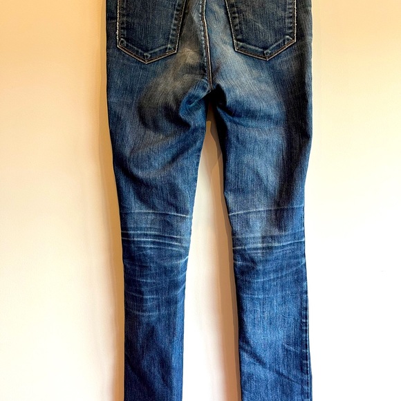 J Brand size 28 - Picture 2 of 6